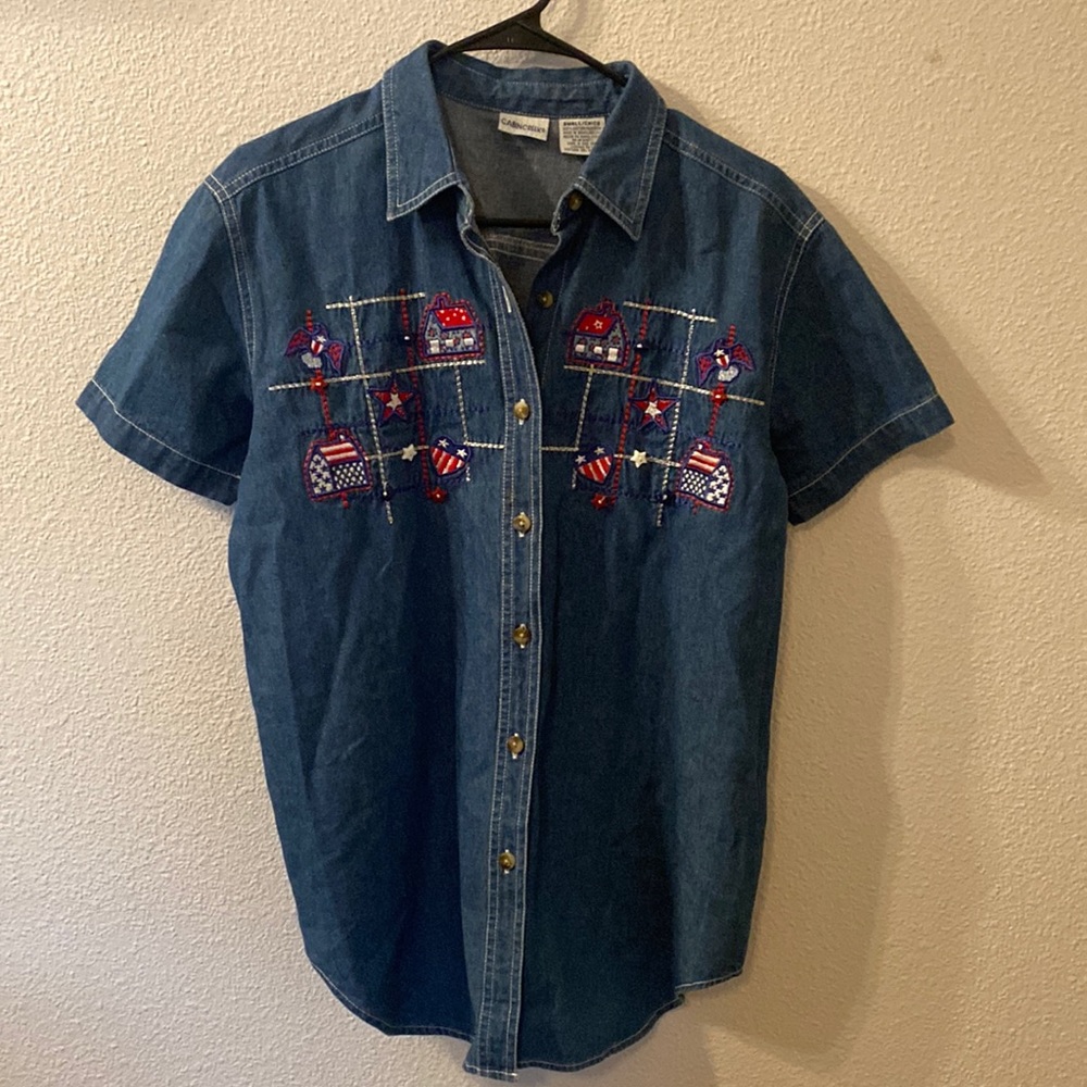 Cabin Creek 4th of July button down size small